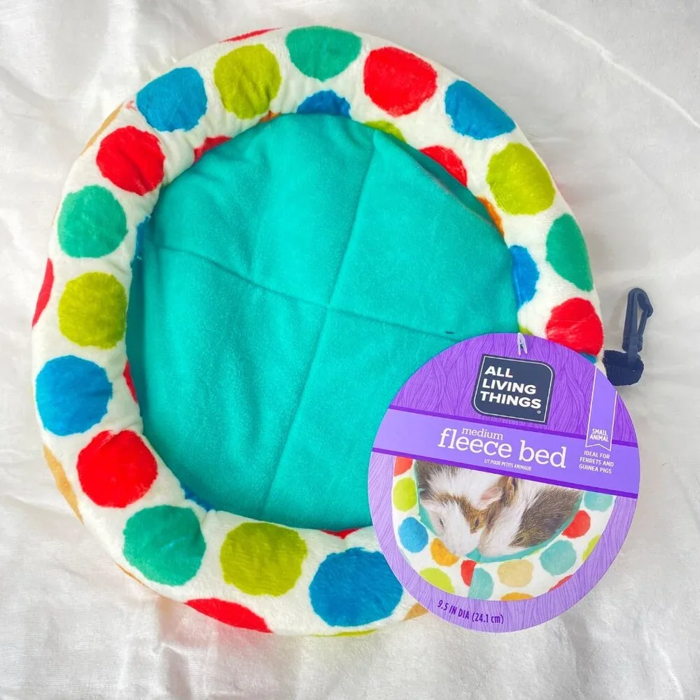 All LIving Things Medium Fleece Bed for Hamsters NWT